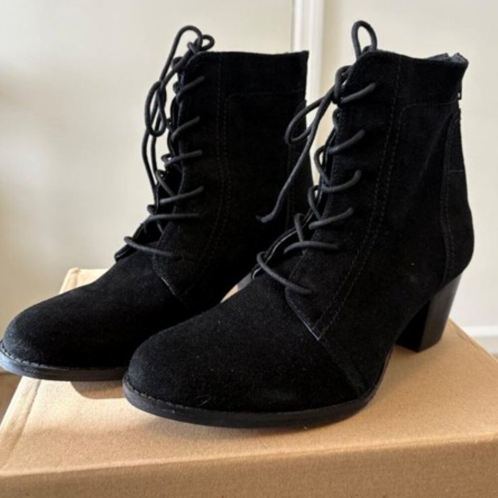 Coconuts by Matisse Constance Suede Ankle Booties 9M